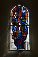 9a-vitrail-dans-la-chapelle
